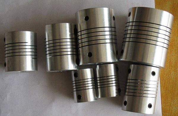 微型電機(jī)聯(lián)軸器的作用——西安泰富西瑪電機(jī)(西安西瑪電機(jī)集團(tuán)股份有限公司)官方網(wǎng)站 微型電機(jī)聯(lián)軸器的作用——西安泰富西瑪電機(jī)(西安西瑪電機(jī)集團(tuán)股份有限公司)官方網(wǎng)站