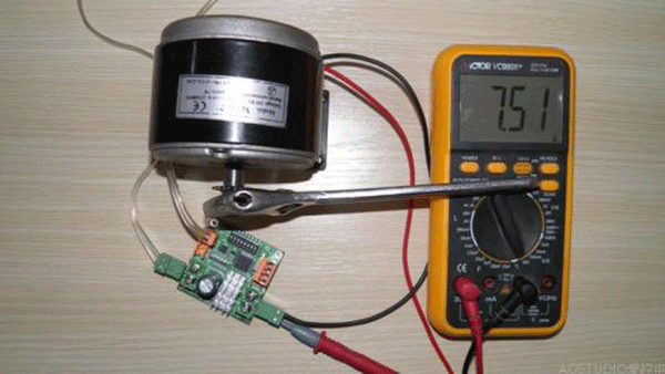 直流電機(jī)對(duì)無(wú)線電通訊產(chǎn)生干擾的原因及分析——西安泰富西瑪電機(jī)(西安西瑪電機(jī)集團(tuán)股份有限公司)官方網(wǎng)站 直流電機(jī)對(duì)無(wú)線電通訊產(chǎn)生干擾的原因及分析——西安泰富西瑪電機(jī)(西安西瑪電機(jī)集團(tuán)股份有限公司)官方網(wǎng)站